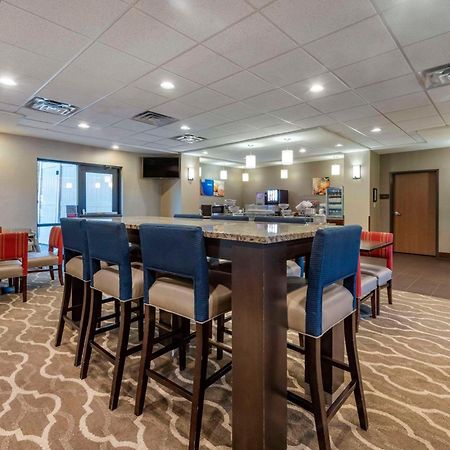 Comfort Suites Bridgeport - Clarksburg Exterior photo